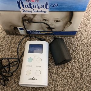 Spectra S9 breast pump